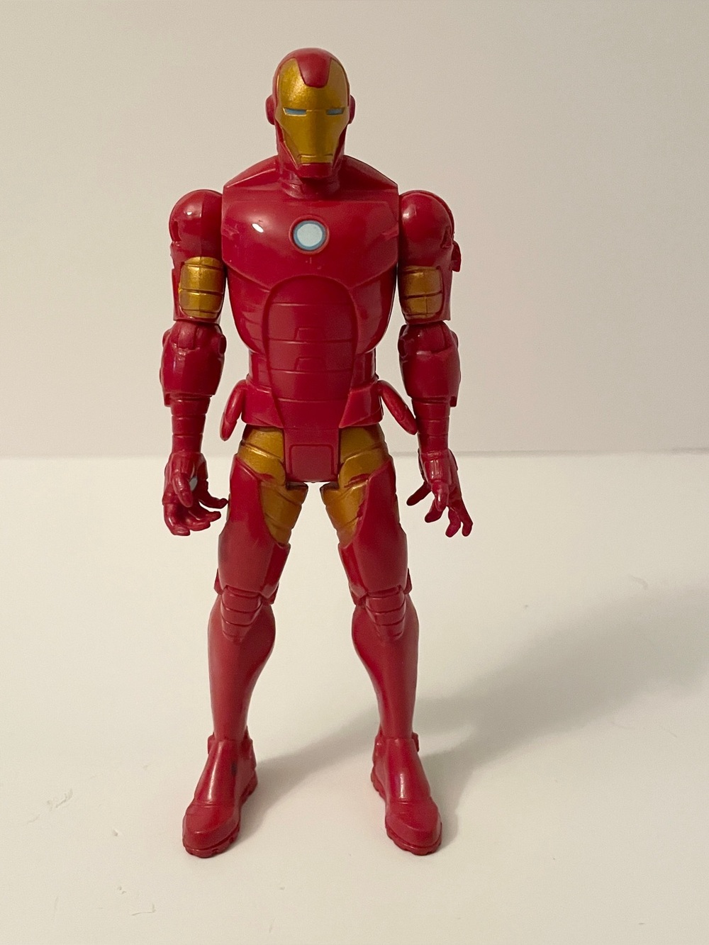 Marvel Hasbro 2016 Iron Man 6" Basic Action Figure Toy Collectible